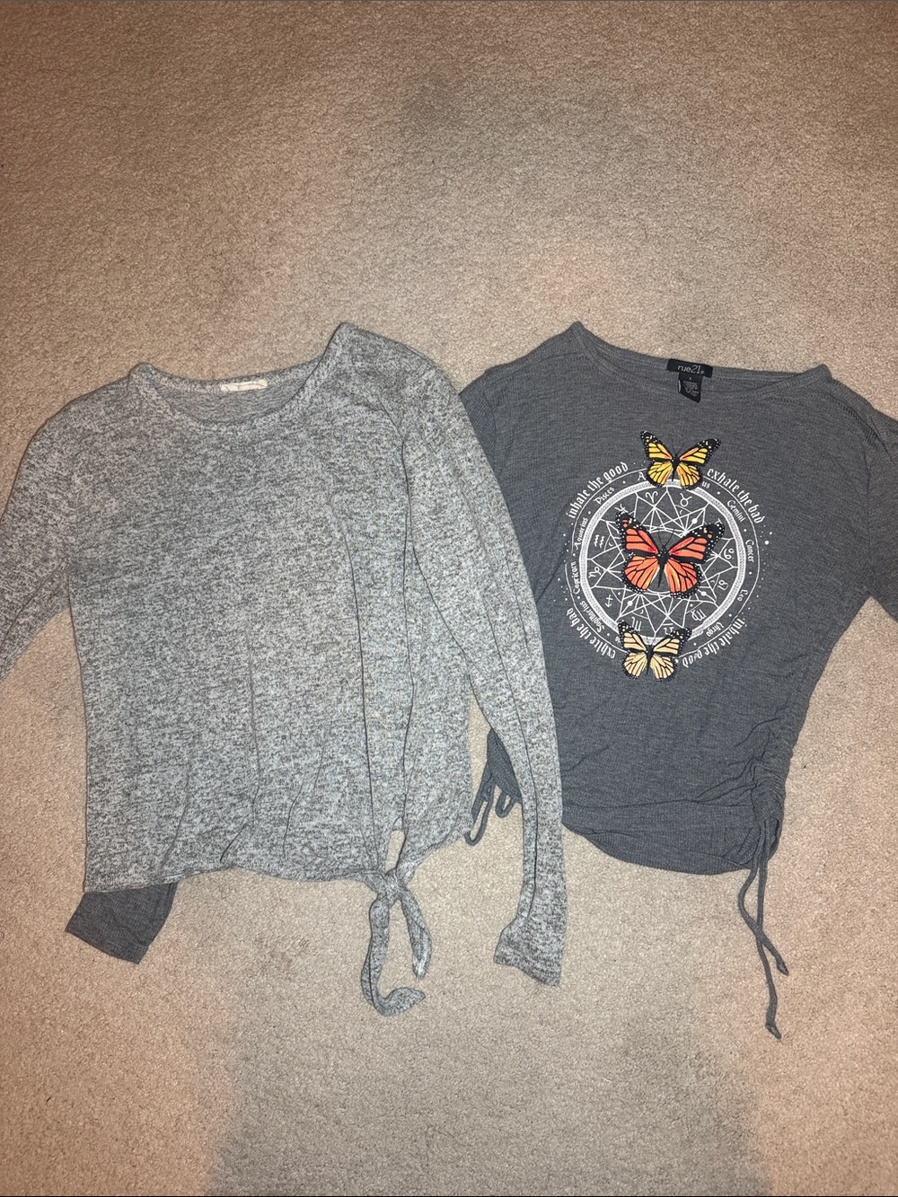 Rue21 Dark Gray Butterfly Graphic Long-Sleeve Tee